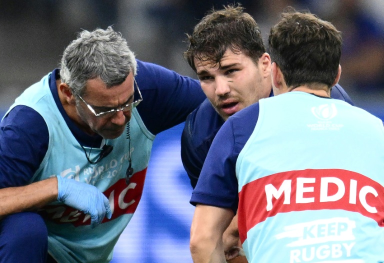 France captain Antoine Dupont had to leave the field after a clash of heads during France's rout of Namibia