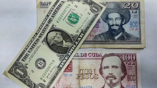 Cuba's government on Monday announced a surprise lifting of its ban on US dollar deposits in banks, reversing a policy which had been in place since June 2021