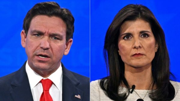 Florida Governor Ron DeSantis (L) and former Governor from South Carolina and UN ambassador Nikki Haley (R)